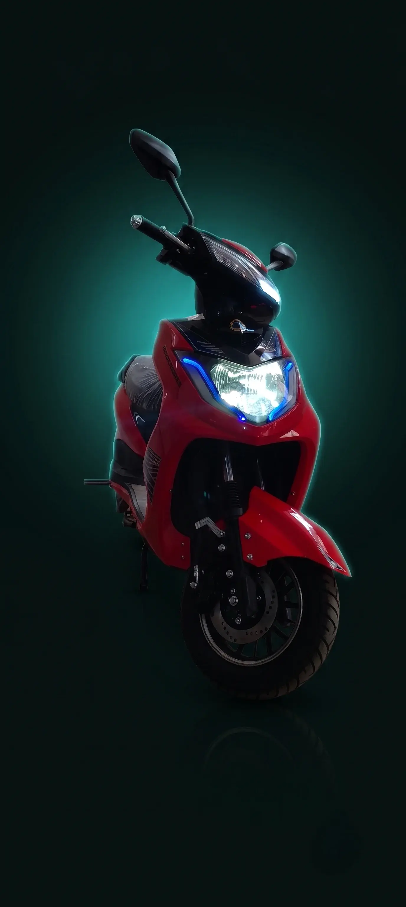 Electric scooter rental MyOxy EV Scooter Crimson Red in Mysuru